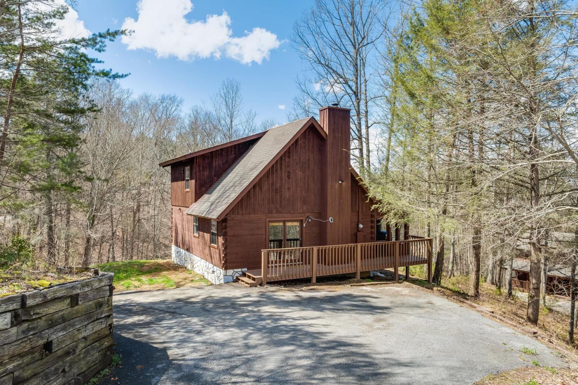 Dudley III By Avantstay Cosy Mountain Home W Hot Tub Great Views Pigeon Forge Eksteriør billede